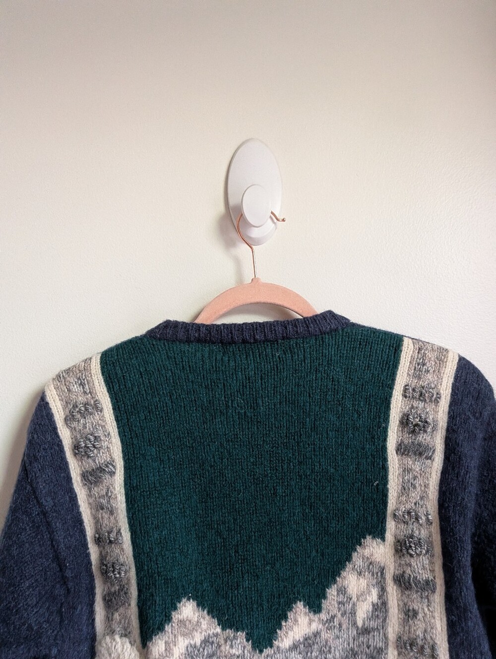 VINTAGE Navy Alpine Scene Cabin Dainty Knit Shetland Wool Cardigan Size Large - Picture 8 of 13